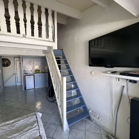 Apartment Mezzanine Avec Piscine, Clim, Parking Et Lave-linge - Proche - Fr-1-702-50 Agde