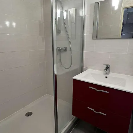 Apartament Mezzanine Avec Piscine, Clim, Parking Et Lave-linge - Proche - Fr-1-702-50 *