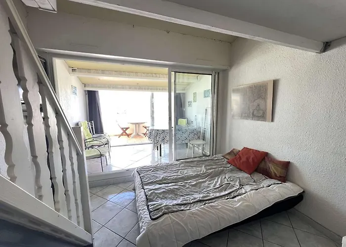 Mezzanine Avec Piscine, Clim, Parking Et Lave-linge - Proche - Fr-1-702-50 Agde