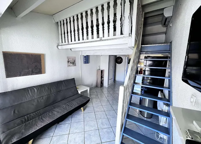 Mezzanine Avec Piscine, Clim, Parking Et Lave-linge - Proche - Fr-1-702-50 Agde